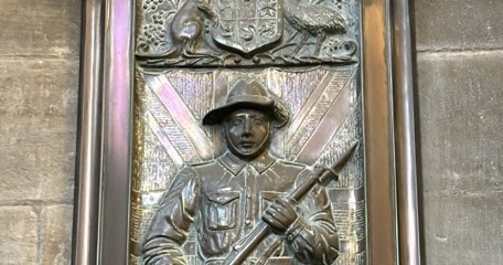 64852F7b Ad22 46B4 9276 40121F4ec3f2