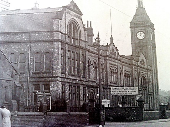 Above Newton Heath Town Hall (Manchester History Revisited Facebook Page)