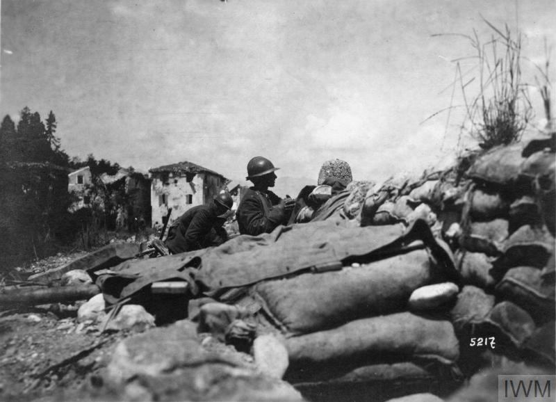 Italian Troops Q 65358