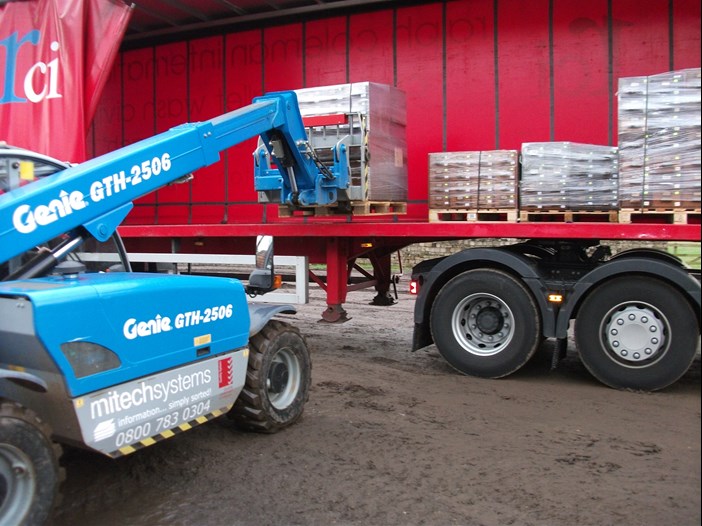 First HGV Nearly Unloaded
