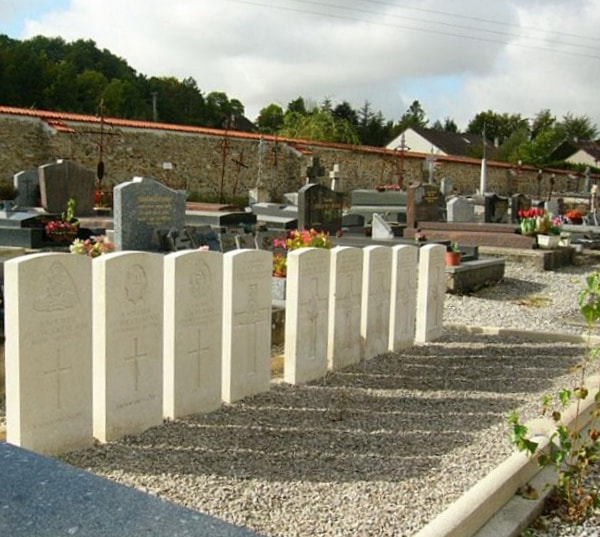 Bellot Communal Cemetery, Seine Et Marne, France