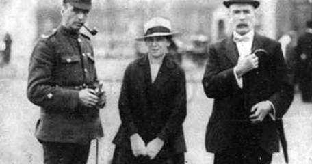 James Fleming With His Wife Emily And Father William