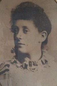 Mary (Polly) Brereton Lea, Aged 25 C.1902