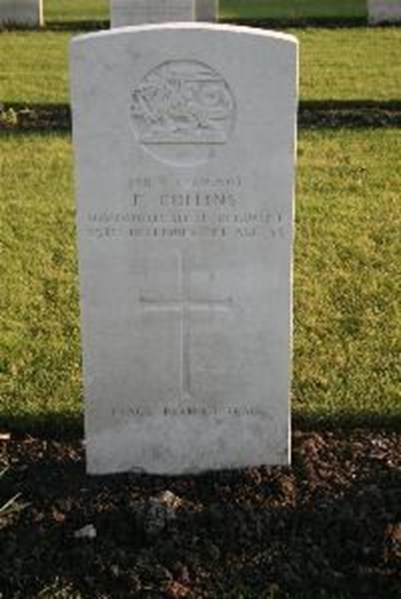The Headstone For Sgt Frank Collins, Buried In Calvaire Essex Military Cemetery