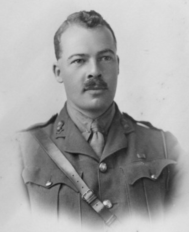 Lt Col Robert Dewing DSO (1)