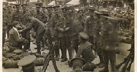 Members of the Essex Regiment on 10 August 1914 in Norwich market place.