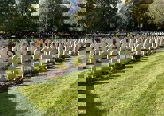 Newark Courtesy Of CWGC