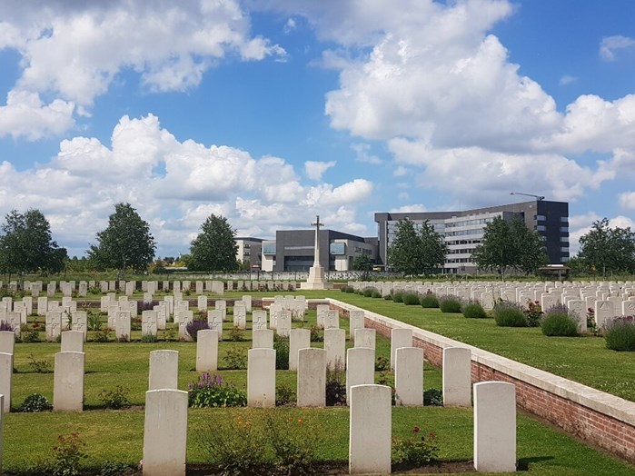 White House Cemetery, St Jean (C) CWGC 2021