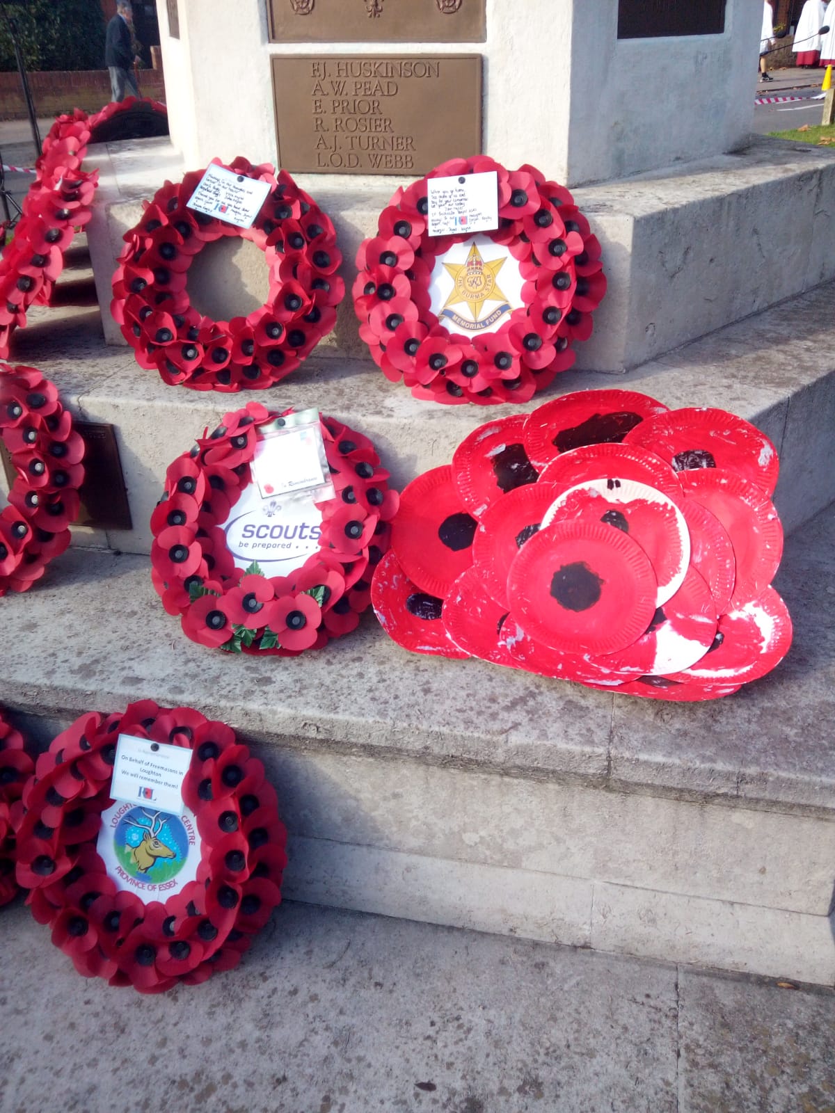 02 Unusual Wreath (1)