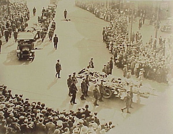 R38 The Funeral Procession