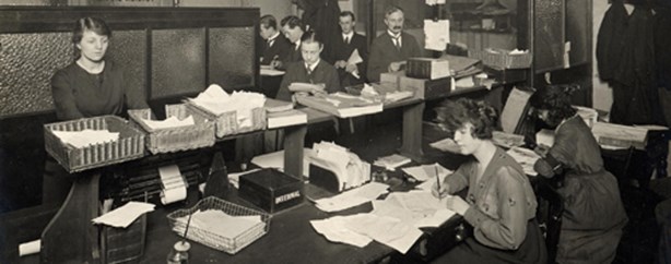 Female Staff At Cox's & King's Charing Cross Office In 1918