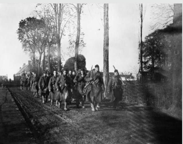 IWM Q56313 Detachment Of The London Scottish In Kemmel After Their Action In Defending The Messines Ridge, 31 October 1914.