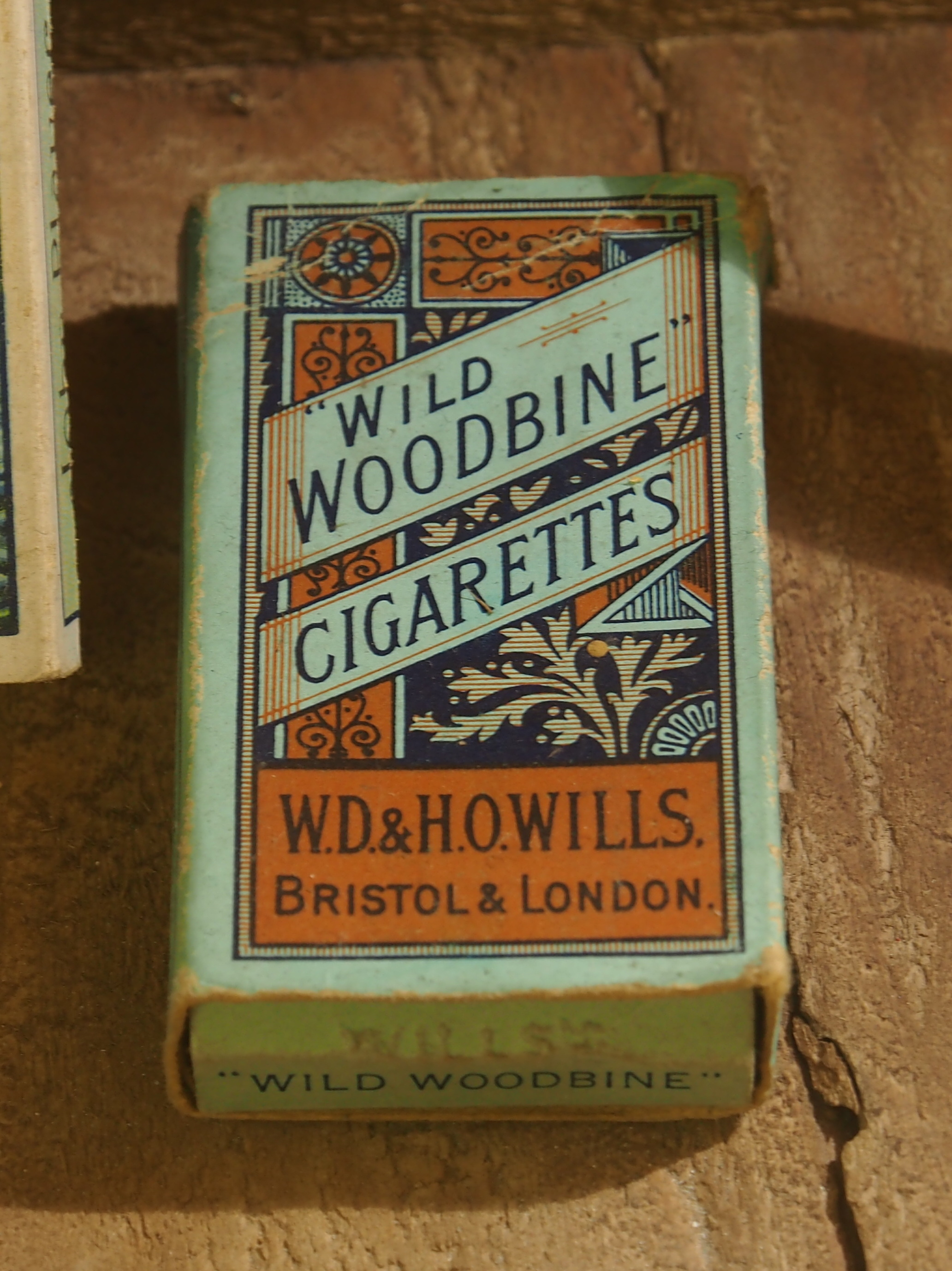 Wild Woodbine Cigarettes, Musée Somme 1916, Pic 121