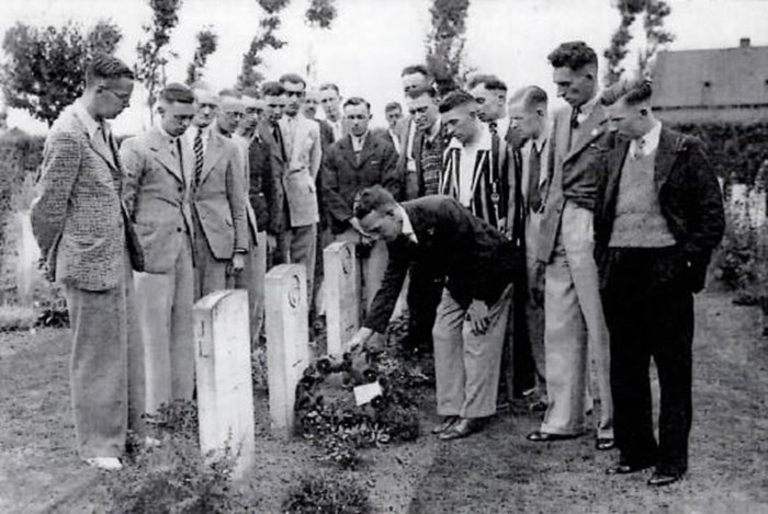 Battlefield Tour Party