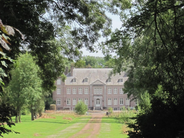 Gheluvelt Chateau Grounds From The Entrance Gate In Gheluvelt