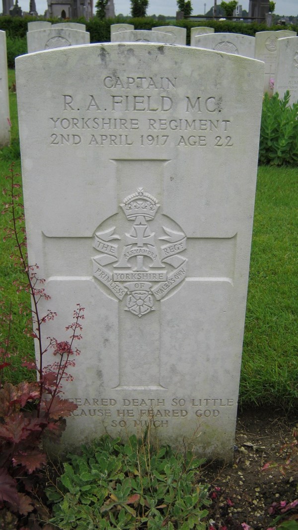 Robert Alister Field Headstone