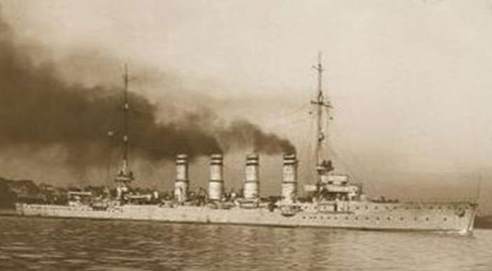 The German cruiser Stralsund was involved in a chase.