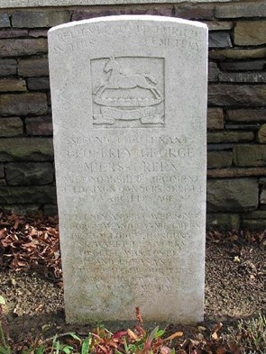 Headstone For Geoffrey Miers Green