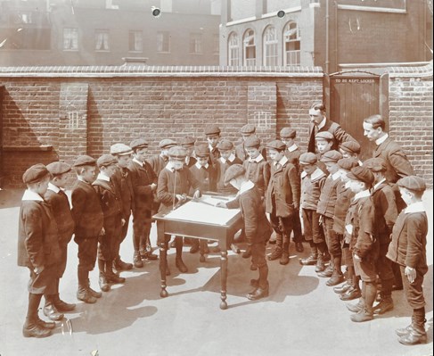 Geography Lesson, Hague Street School, Bethnal Green, 1908
