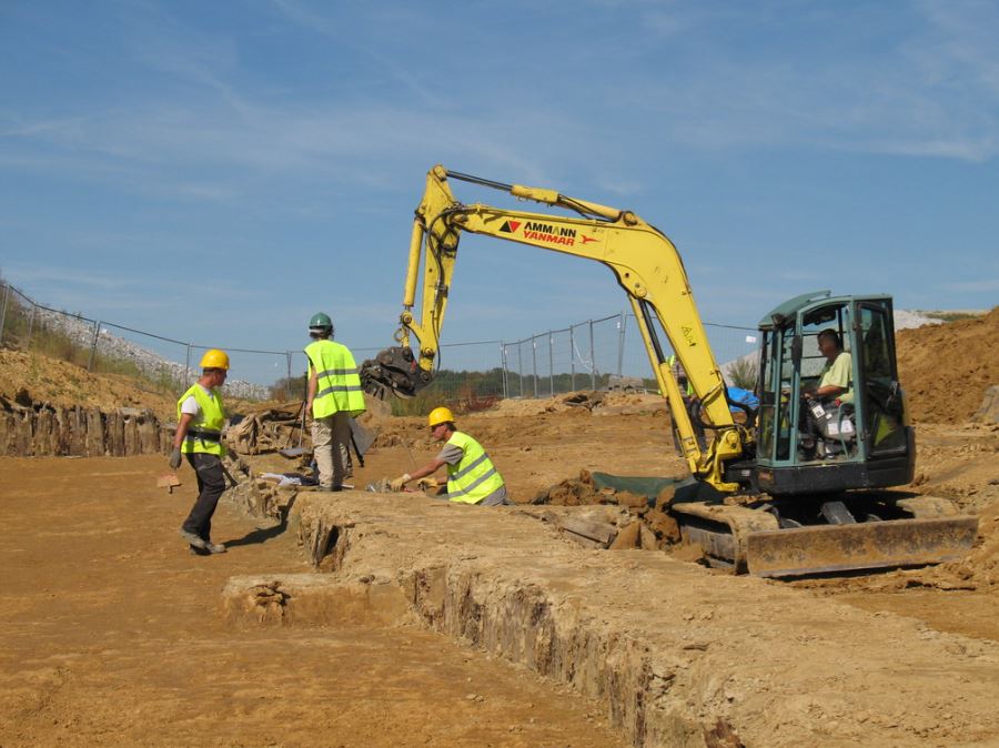 Digging At Kilian Tunnel (1)