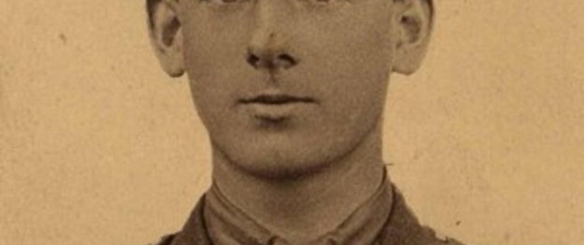 A Lieutenant at 15 - Paul Harris