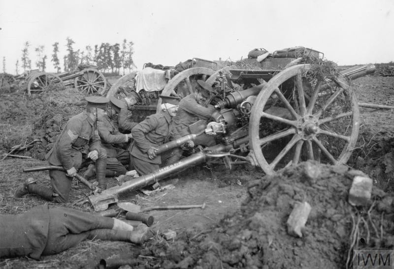 Brish Field Gun In Action 1914 (IWM Q109609)