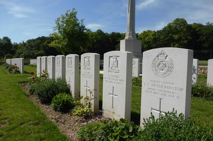 Unknown Wiltshire’ Headstones