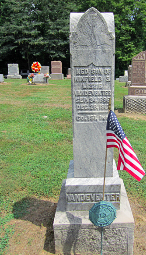 Ned Vandeventer Headstone