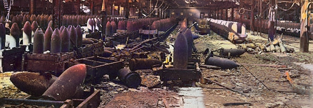 The Damage Caused By The Explosion On 1 July 1918 Iwm (1)