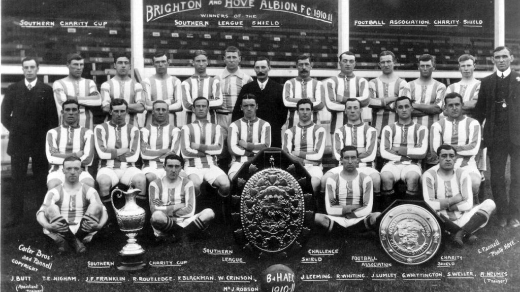 The 1910 Brighton And Hove Albion Team