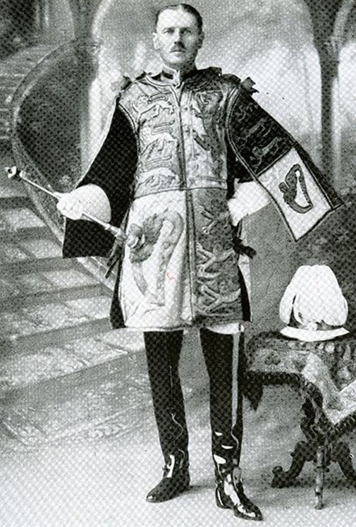 William Peyton Serving As Delhi Herald Of Arms Extraordinary At The Delhi Durbar In 1911