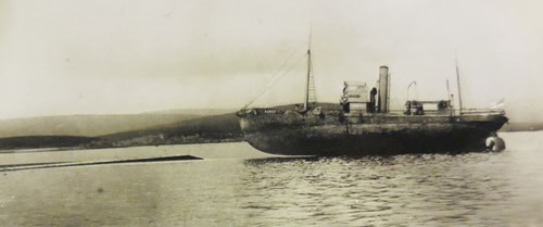 The Whaler Ramna Stranded On The Scuttled German Battle Cruiser Moltke On 23 June 1919 Before She Was Successfully Refloated. Courtesy IWM SP1633
