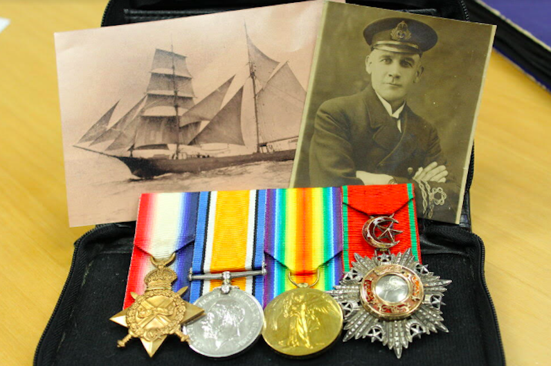 Photos And Medals, Including At The Right The Order Of Mejidie (4Th Class)
