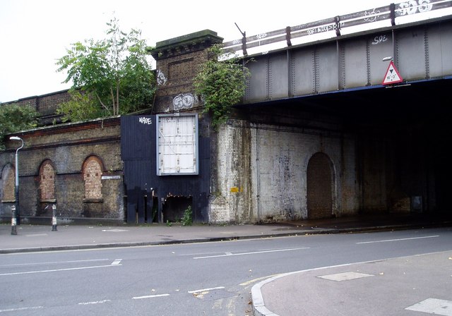 Entrance To Southwark Park British Rail Station Geograph.Org.Uk 1462041