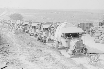 Celebration the 100th Edition of 'The Camera Returns'