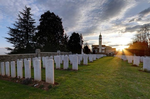 Giavera British Cemetery