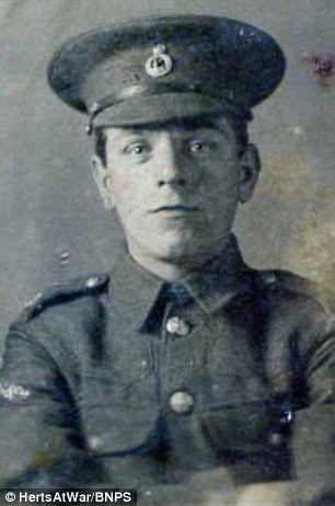 Sergeant Tom Gregory And Private Percy Huggins – Both Killed By Snipers On Christmas Day 2