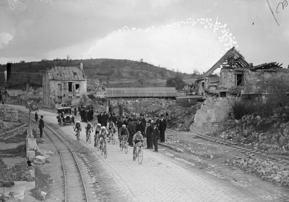 Zone Rouge 1 1000 (2)