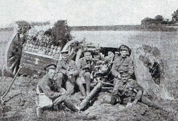 A 13 Pounder Gun Of The Royal Horse Artillery With Limber And Crew, Ready For Action At The Battle Of Le Cateau On August 26 1914