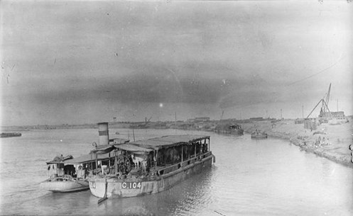 River Steamers Approaching The Lending Stage At Kut El Amarah. Image IWM Q20599
