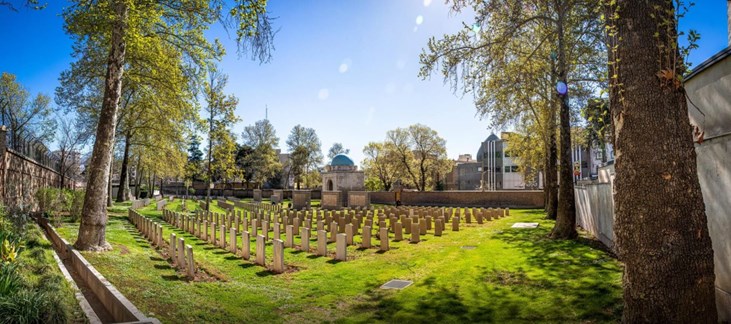 Tehran War Cemetery (IFP News)1