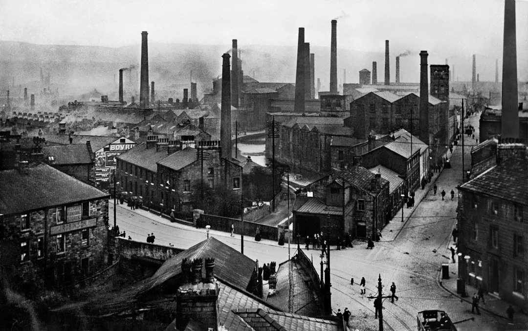 The Weavers Triangle, Burnley 1910 (99,000 Power Looms In Operation)