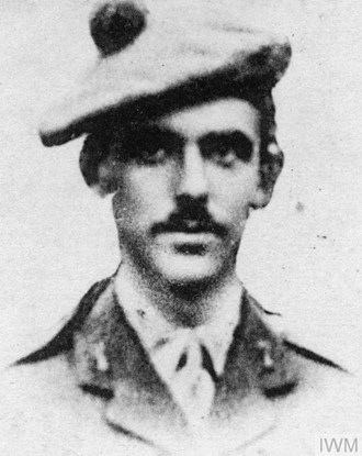 Daggett Large 000000