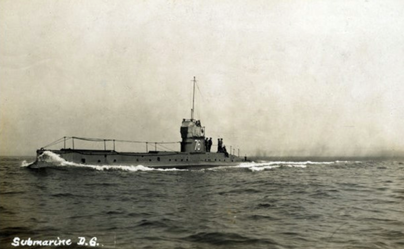 The British Submarine D 6