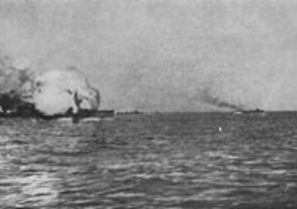 250Px Invincibleblowingupjutland1916