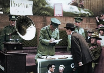 World War I Recruitment In Trafalgar Square London 1914 V0 C632sd7rtms81