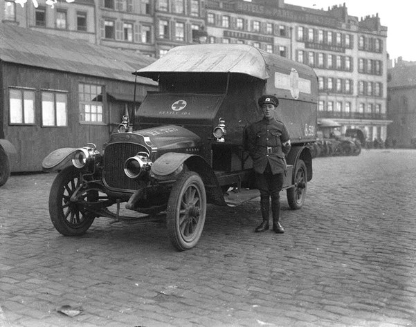 Vauxhall D Type Ambulance. Army