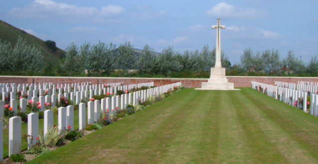 Philosophe British Cemetery
