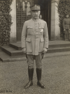 Philippe Petain (1856 1951) IMG 224X300